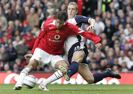 后防线却一 后防线却一