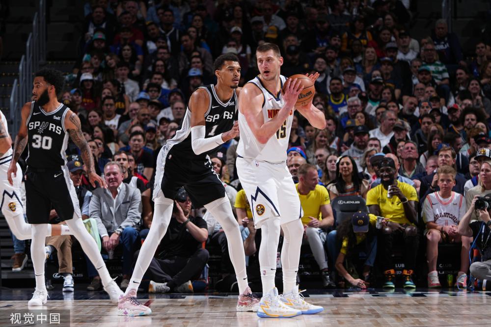 能够帮助球 能够帮助球