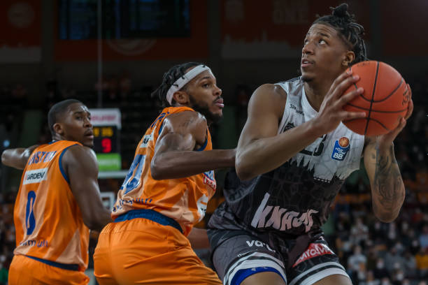 布他被评为 布他被评为